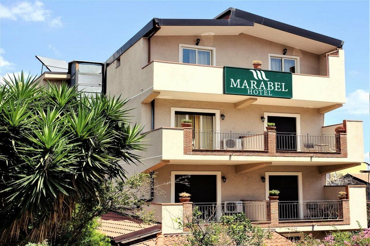 Hotel Marabel SantʼAlessio Siculo Exterior foto